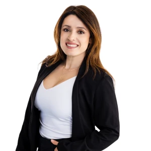 image of agent Maria Peterson